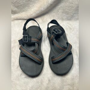 Chaco Mens sandals Size 8
